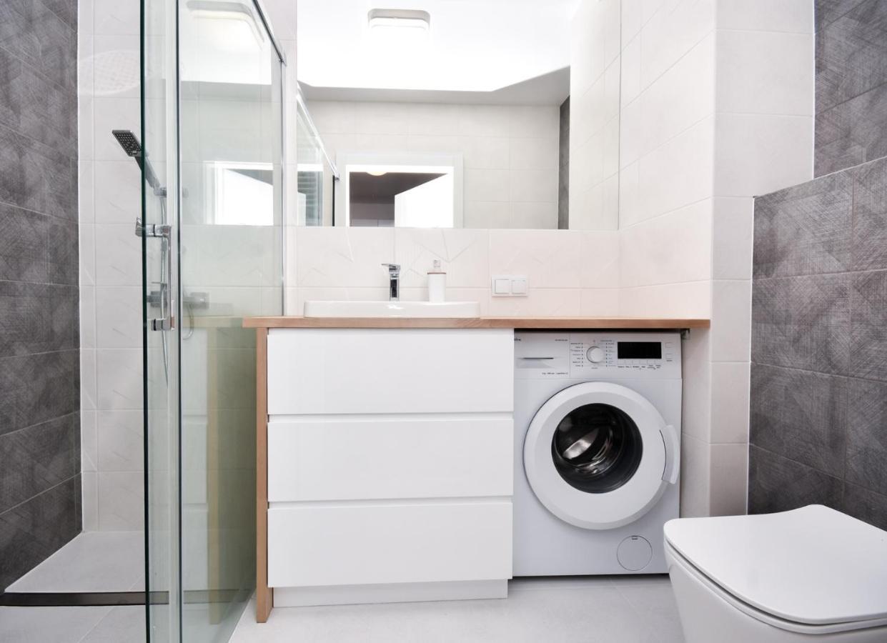 Rent40 Apartamenty Aura Gdansk Old Town Exteriör bild