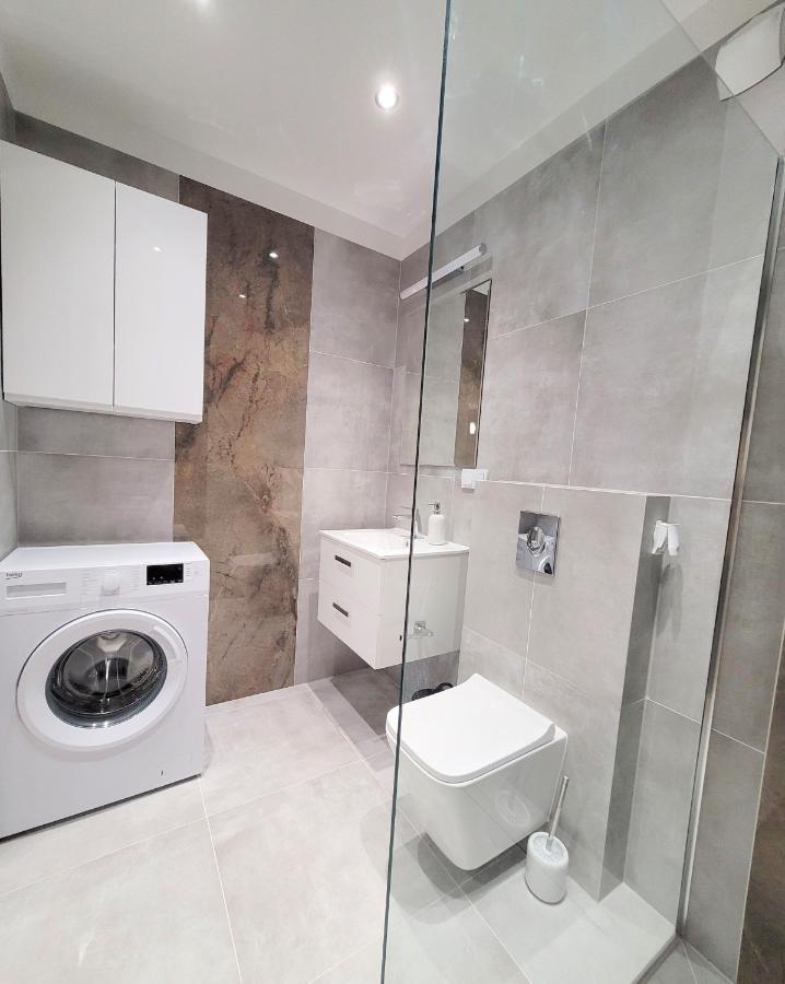 Rent40 Apartamenty Aura Gdansk Old Town Exteriör bild