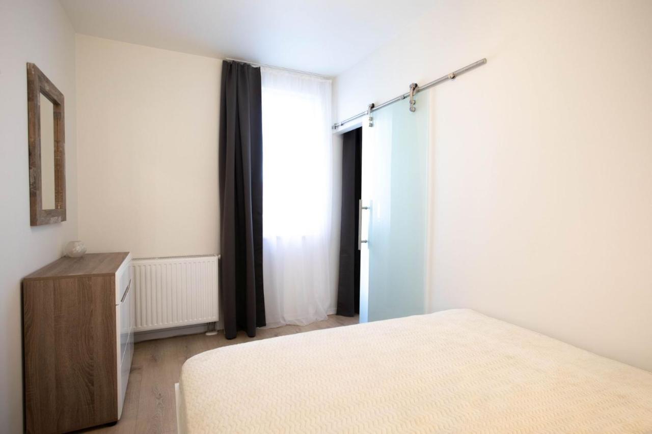 Rent40 Apartamenty Aura Gdansk Old Town Exteriör bild